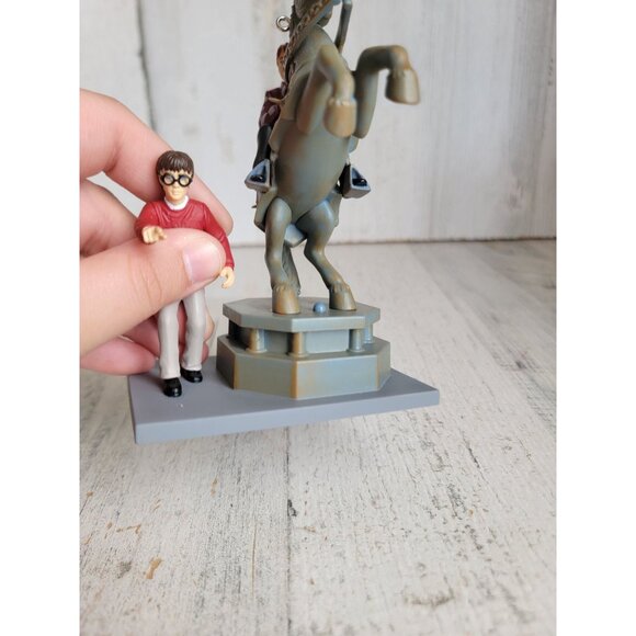 Hallmark Harry Potter dangerous game ornament Xmas magic - Picture 7 of 7